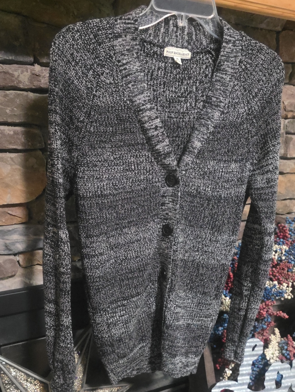 Proof Excellence Vneck Button Sweater Sz XL